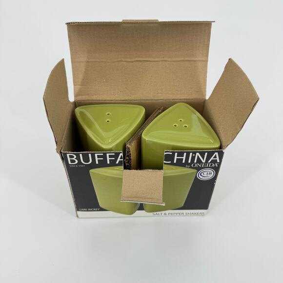 Oneida Buffalo China Green Ceramic Triangle Salt & Pepper Shakers Lime Rickey - Picture 3 of 5